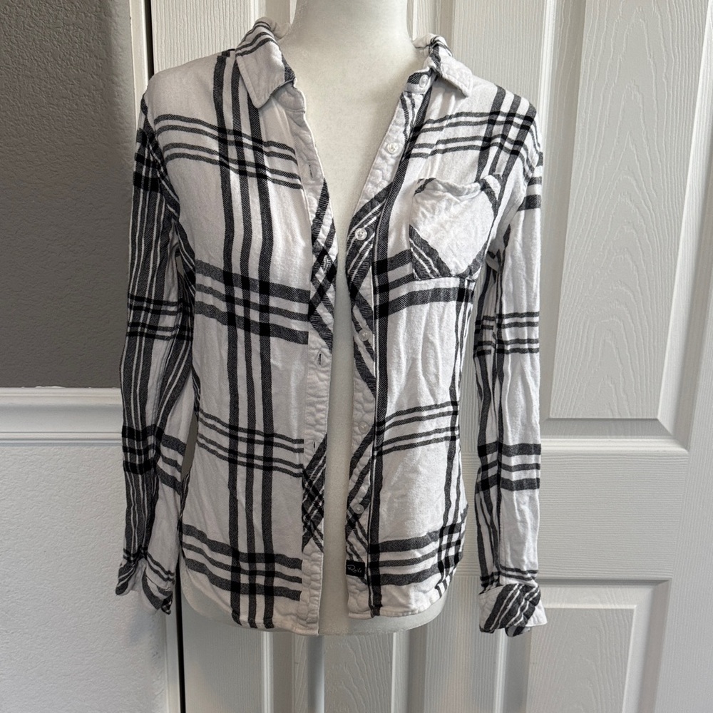 Rails Black and White Plaid Button-Down Shirt - Size Medium
